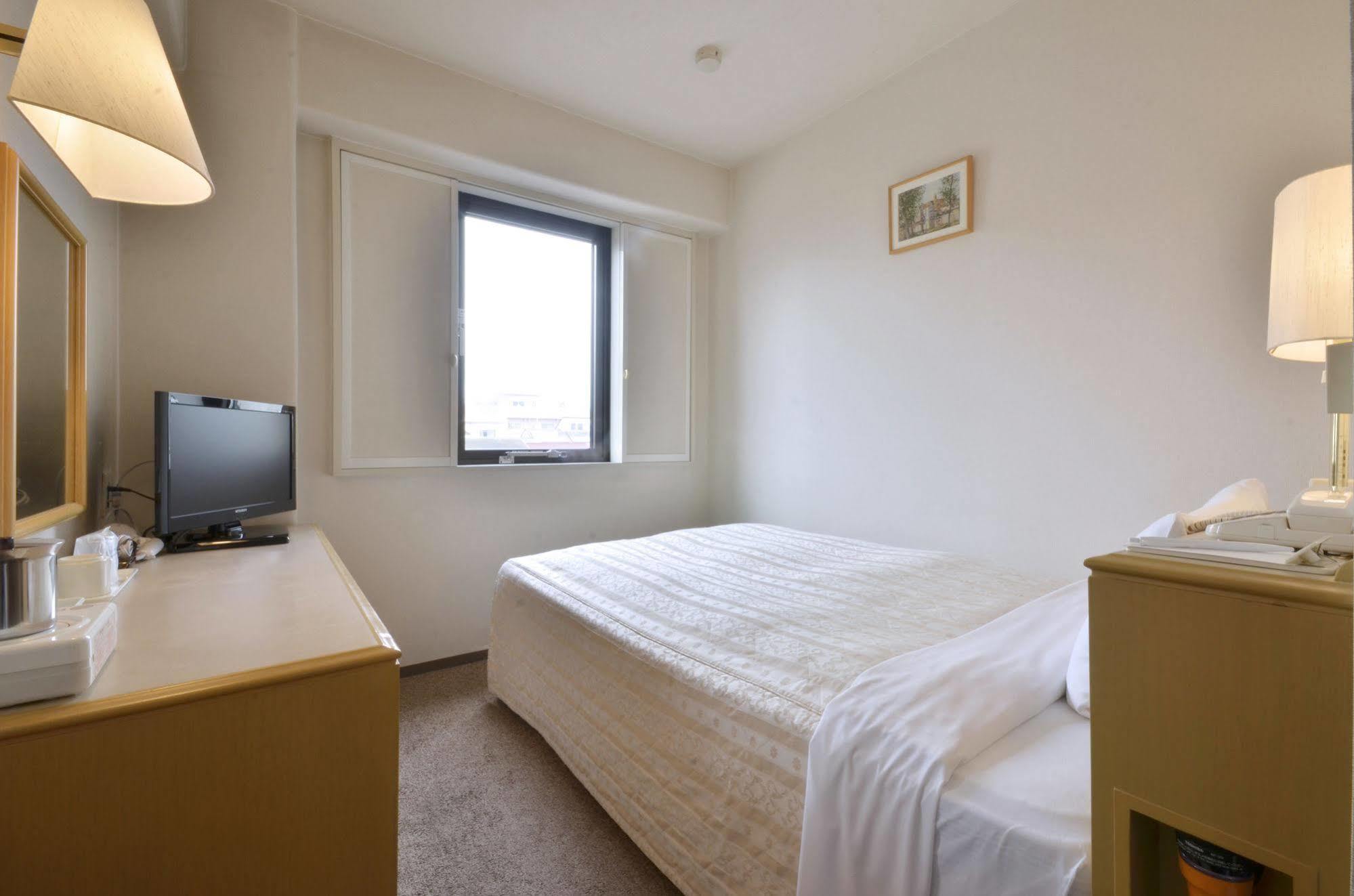 Hotel Select Inn Isehara Luaran gambar